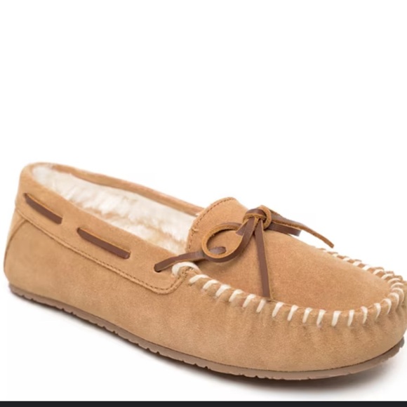 Minnetonka Women's Brown Suede Moccasins 10 - Picture 2 of 6